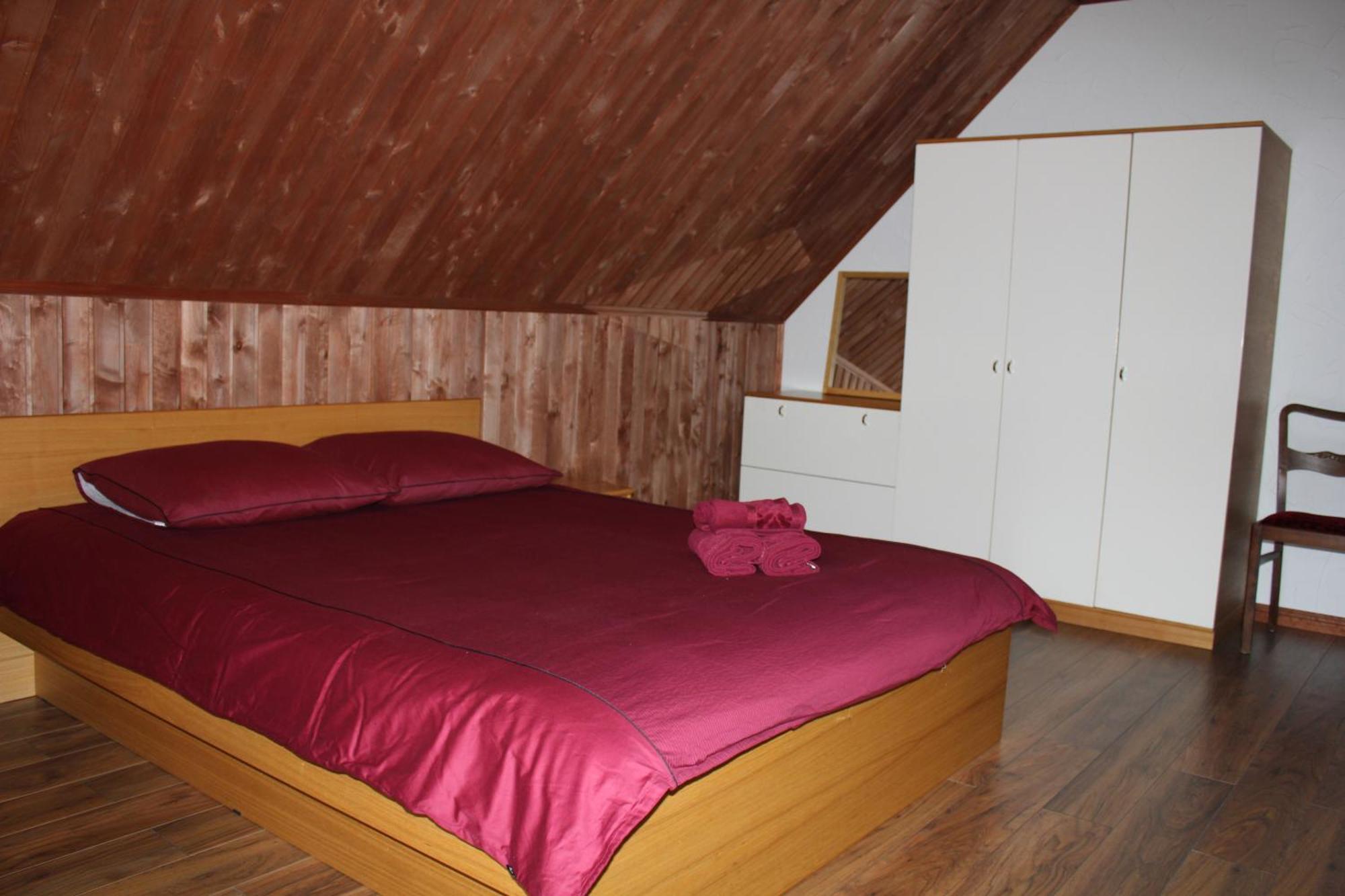 Krapi Guesthouse Treimani ห้อง รูปภาพ