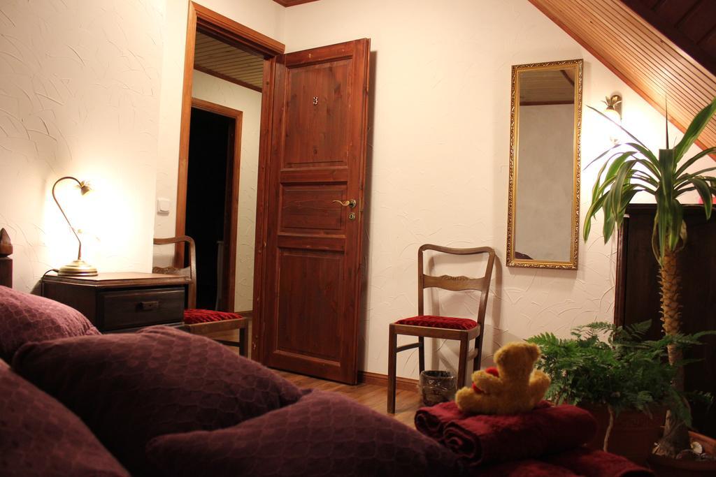 Krapi Guesthouse Treimani ห้อง รูปภาพ