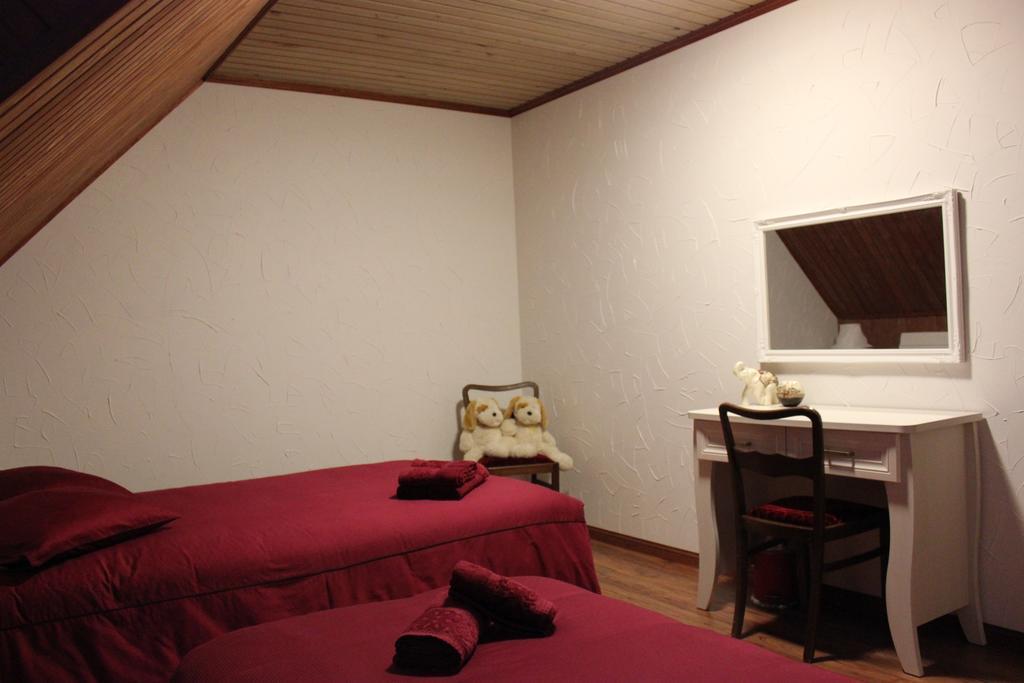Krapi Guesthouse Treimani ห้อง รูปภาพ