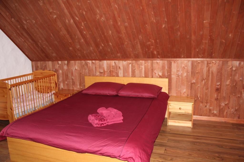 Krapi Guesthouse Treimani ห้อง รูปภาพ