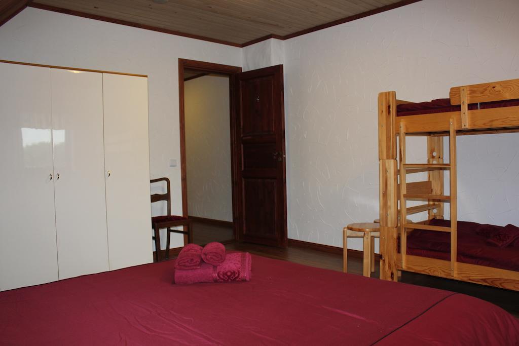 Krapi Guesthouse Treimani ห้อง รูปภาพ