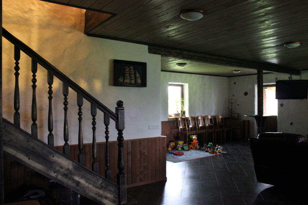 Krapi Guesthouse Treimani ห้อง รูปภาพ