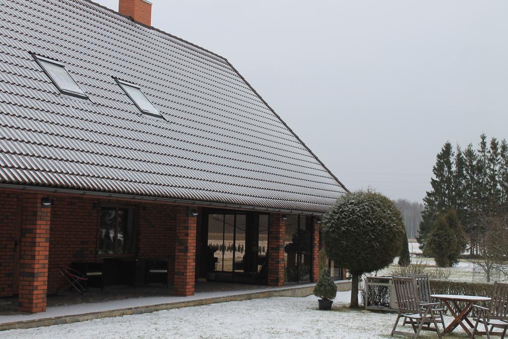 Krapi Guesthouse Treimani ภายนอก รูปภาพ
