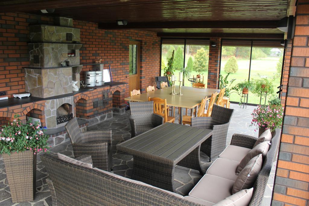 Krapi Guesthouse Treimani ภายนอก รูปภาพ